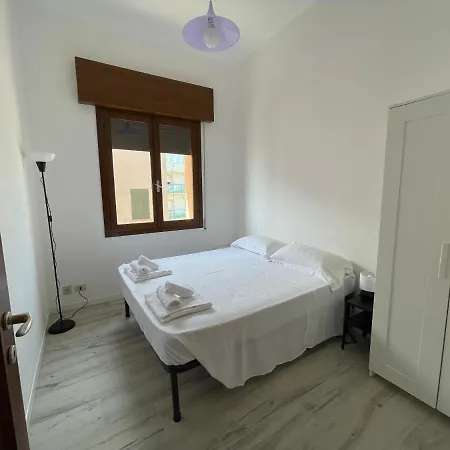 Seafront Lovely Penthouse Flat With Pool * Lido di Jesolo