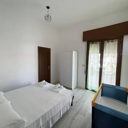 Seafront Lovely Penthouse Flat With Pool Apartment