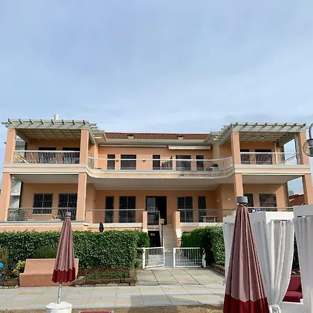 Seafront Lovely Penthouse Flat With Pool Lido di Jesolo